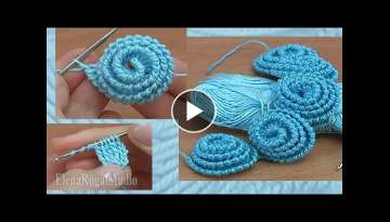 Amazing 3D Crochet Necklace